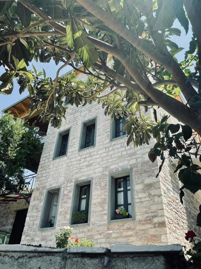 Bujtina Maria Hotel Gjirokaster Exterior photo
