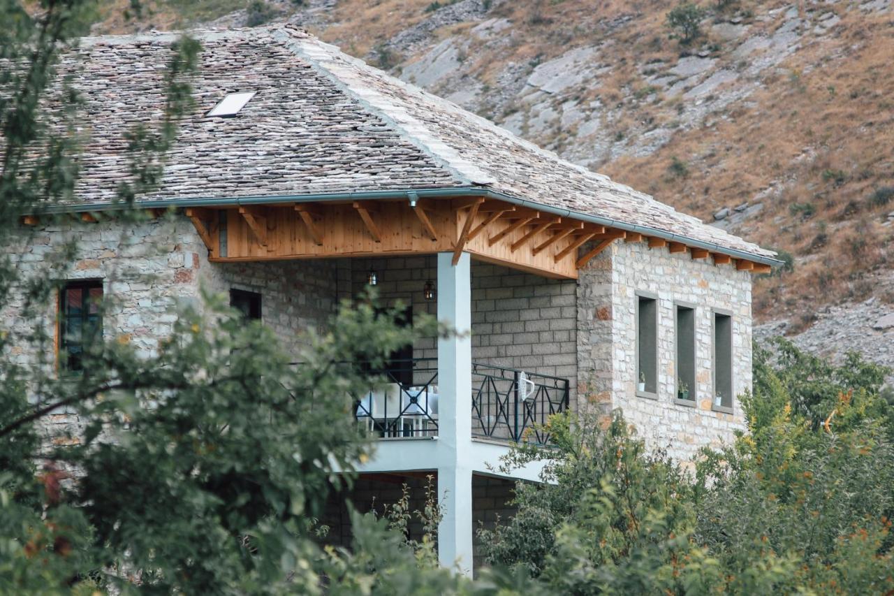 Bujtina Maria Hotel Gjirokaster Exterior photo